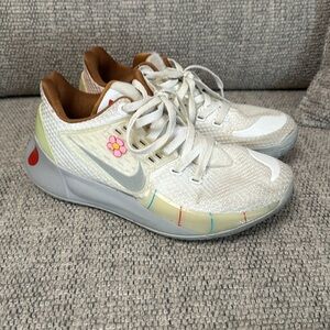 Nike SpongeBob Kyrie Sandy edition size 8 men’s